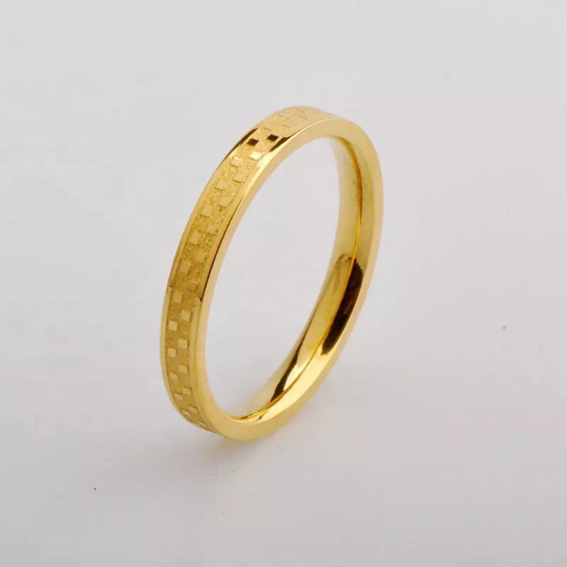 Mae Ring