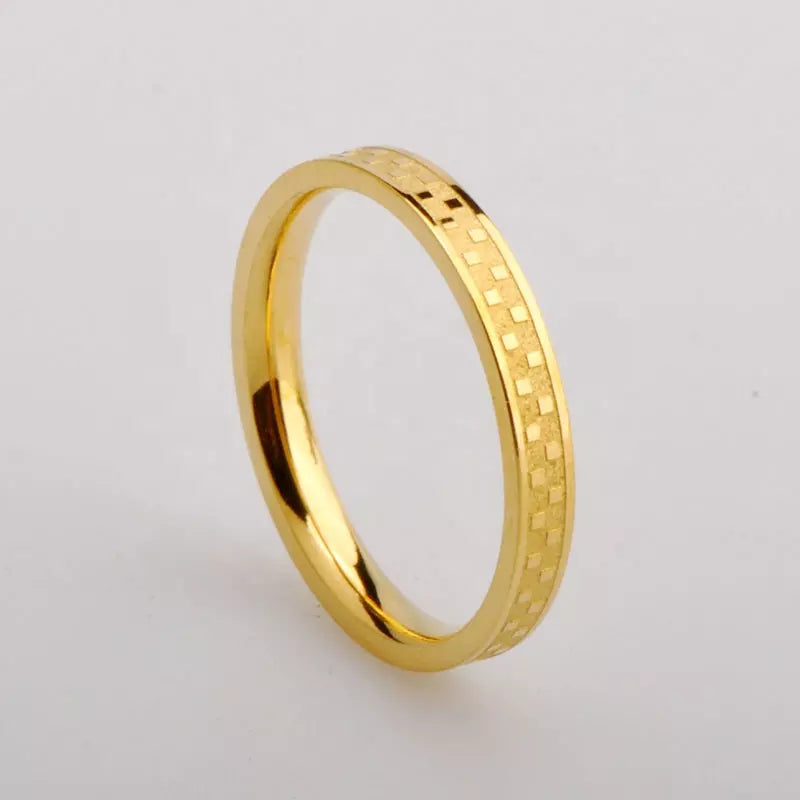 Mae Ring